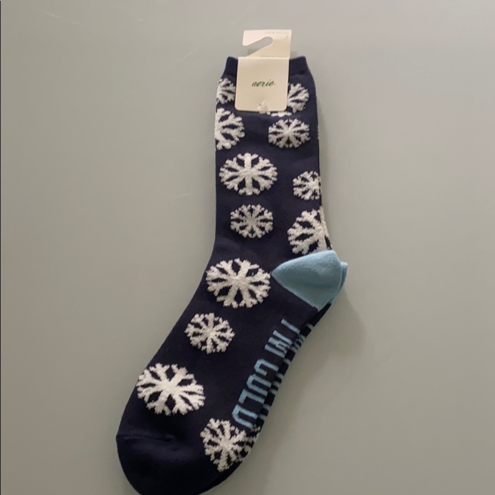 NWT- crew socks